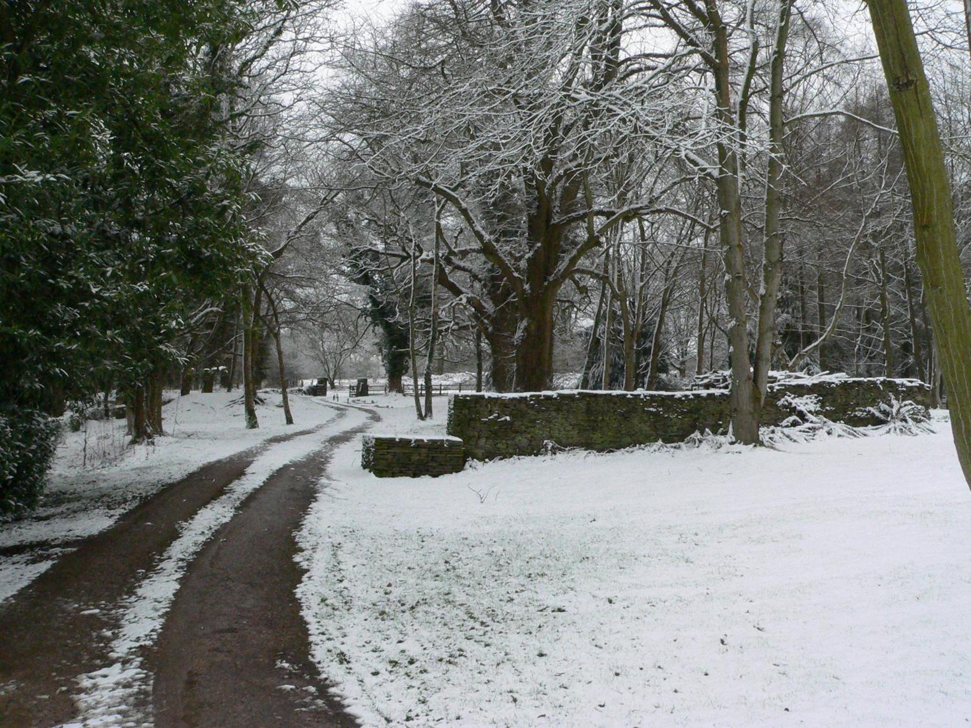 Danby Lodge Lydney Buitenkant foto