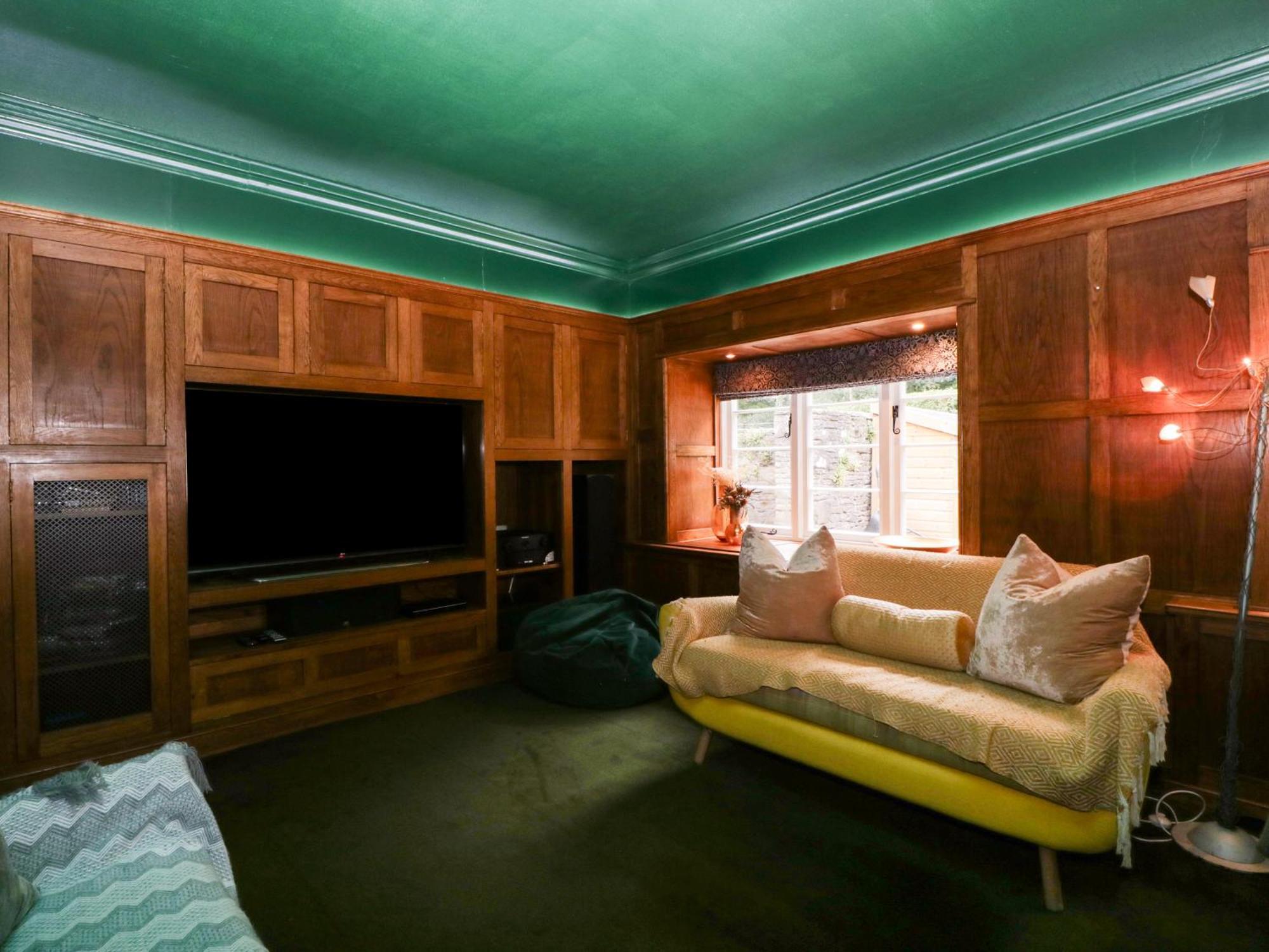 Danby Lodge Lydney Buitenkant foto