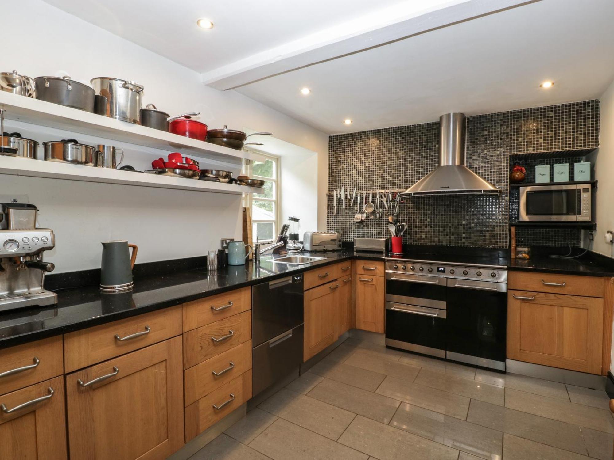 Danby Lodge Lydney Buitenkant foto