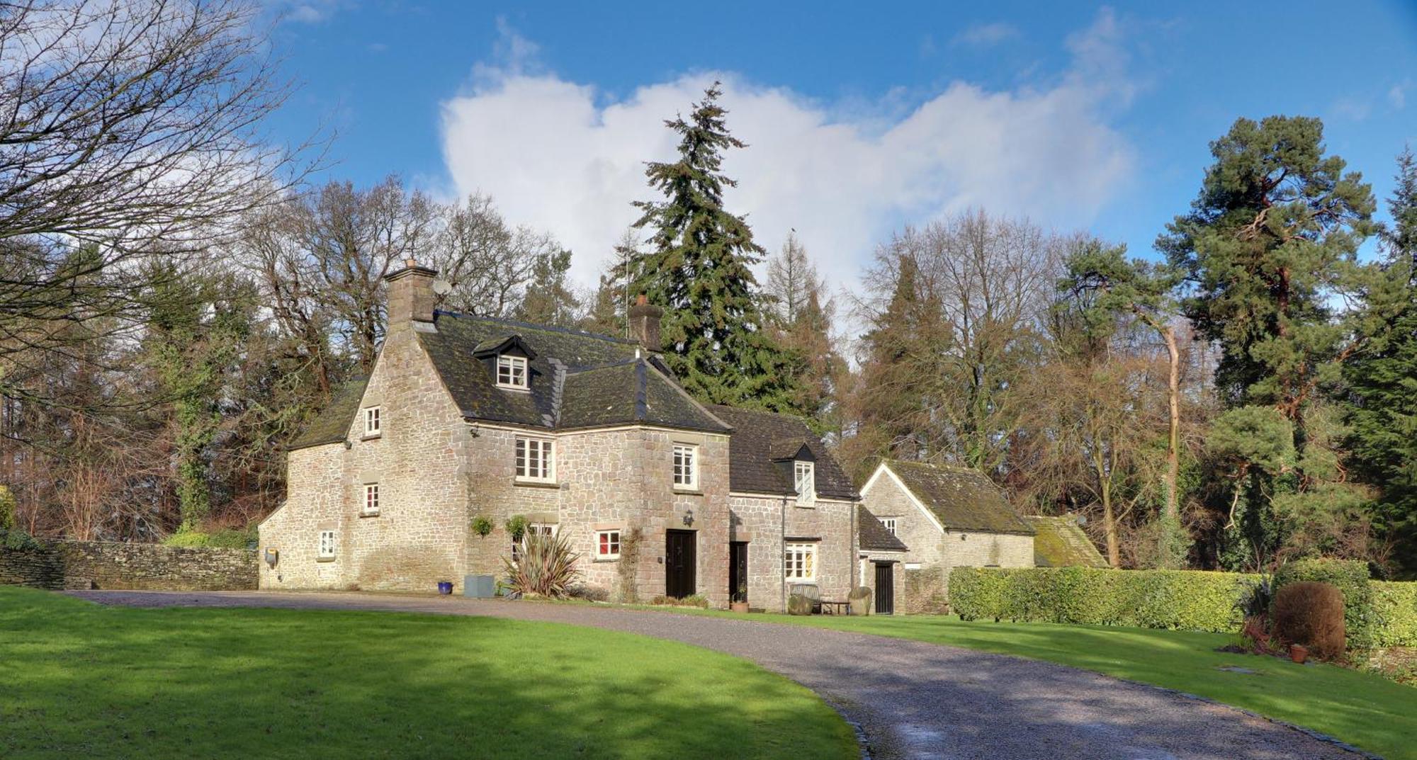 Danby Lodge Lydney Buitenkant foto